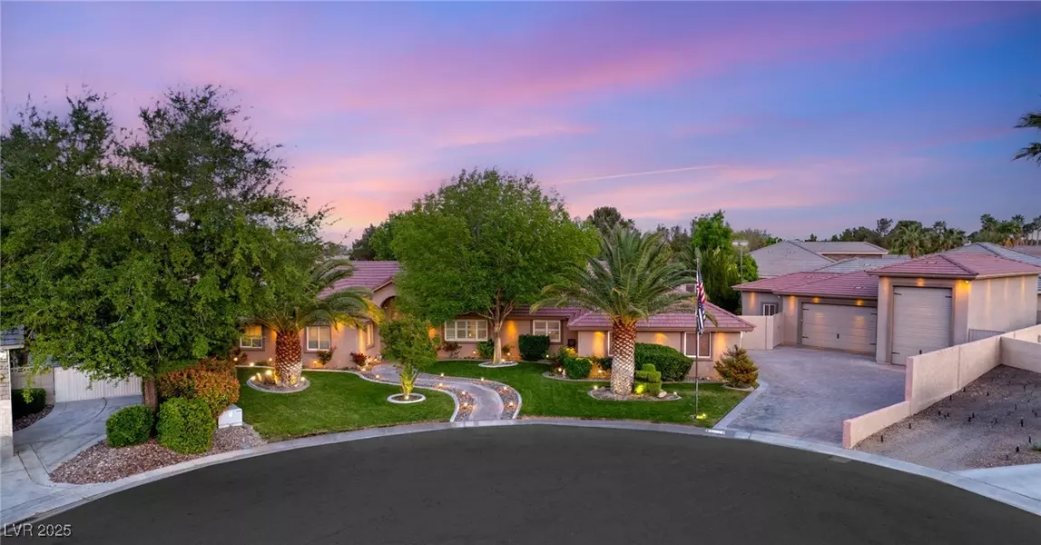8275 W Craig RD, Las Vegas, NV 89129