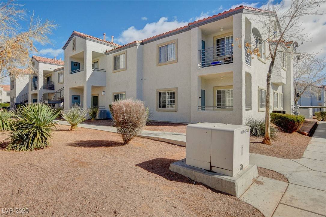 Las Vegas, NV 89130,3318 N Decatur BLVD #2073