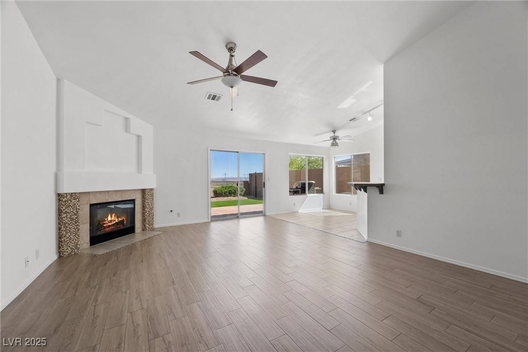 Henderson, NV 89011,1043 Armillaria ST