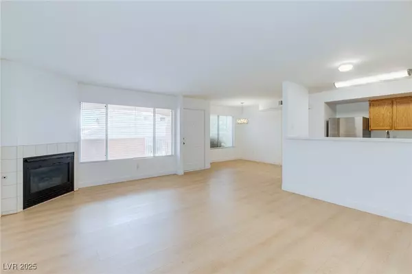 Las Vegas, NV 89145,8450 Alta DR #136
