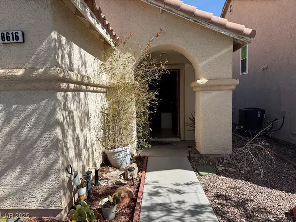 Las Vegas, NV 89143,8616 Hidden Pines AVE