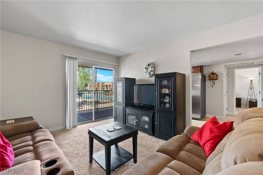 Las Vegas, NV 89103,5185 Indian River DR #229