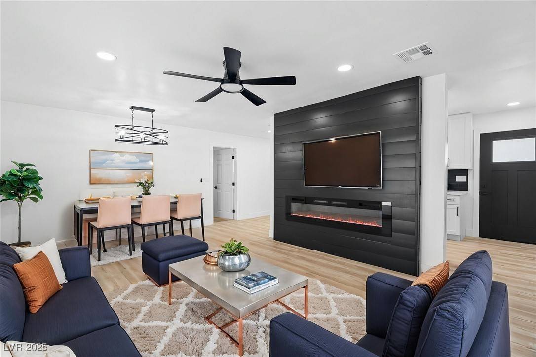 1020 Baker AVE, Las Vegas, NV 89108