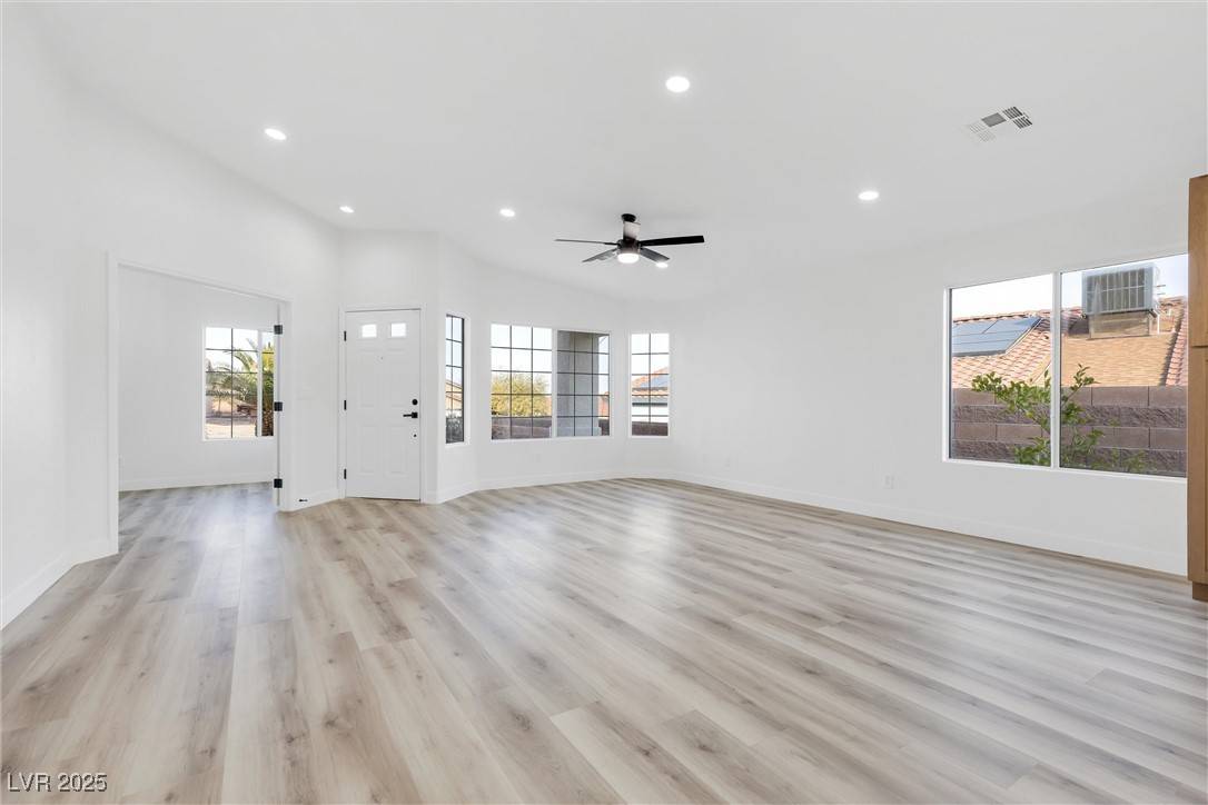 Henderson, NV 89012,116 Crescent Bay ST