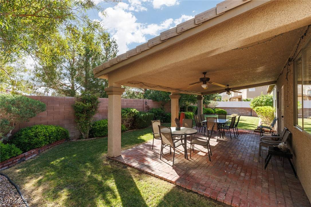 240 Jumping Springs PL, Henderson, NV 89012