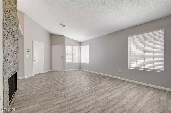 Las Vegas, NV 89108,4052 Compass Rose WAY