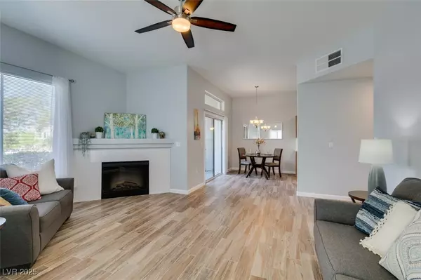 Henderson, NV 89052,2305 W Horizon Ridge Pkwy #3713