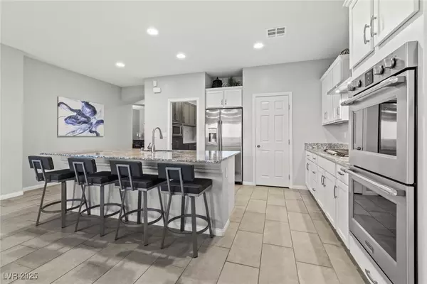 Las Vegas, NV 89149,5852 Ireland Ridge CT