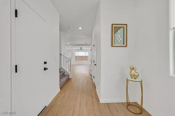 Las Vegas, NV 89113,8043 Texas Hills ST