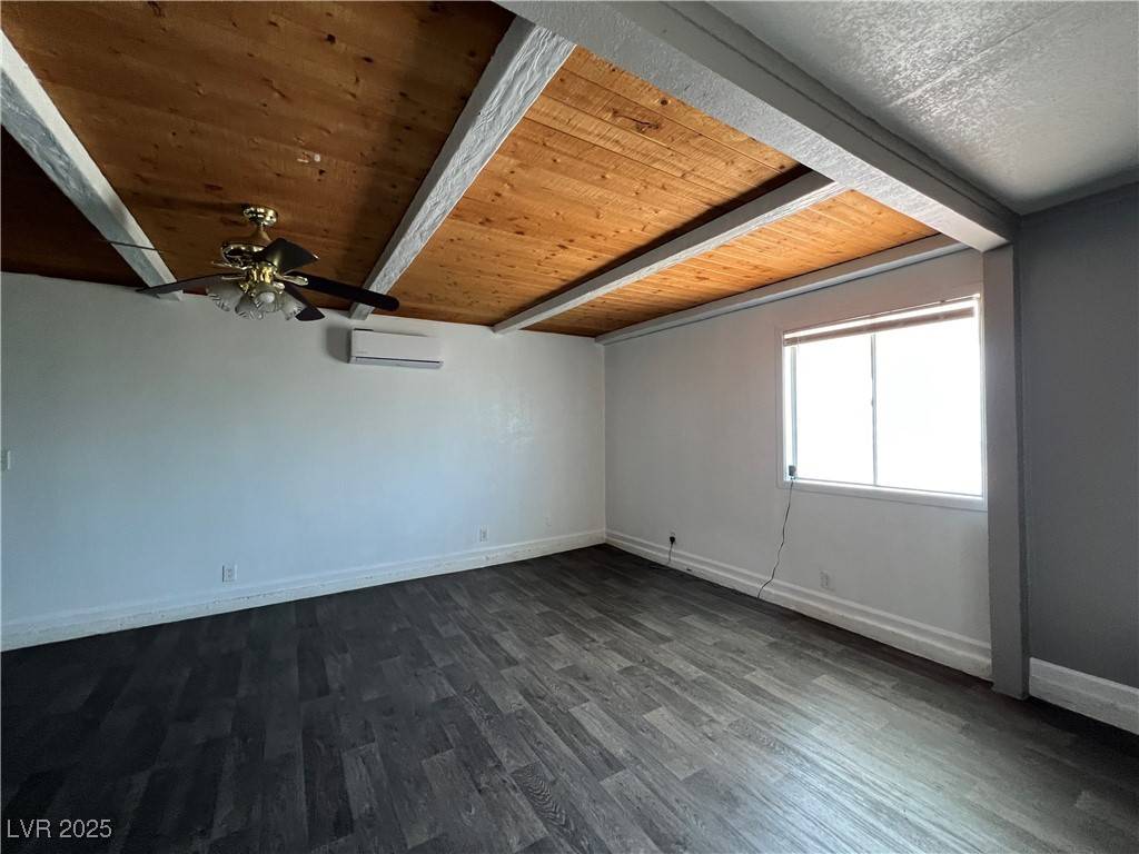 Las Vegas, NV 89106,30 Diamond CIR