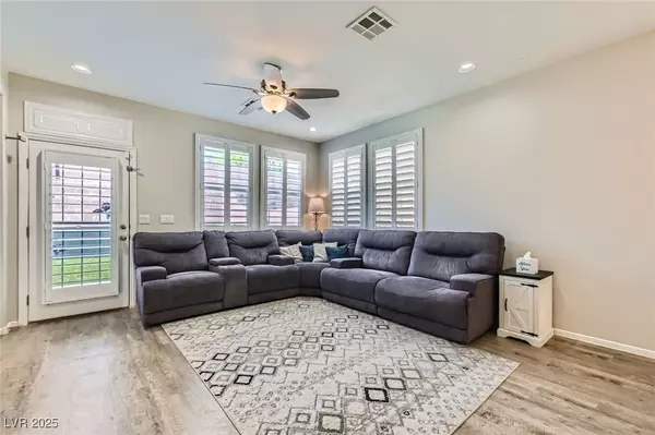 Las Vegas, NV 89143,9413 Steeltree ST