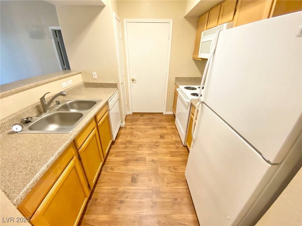 Henderson, NV 89074,45 Maleena Mesa ST #1716