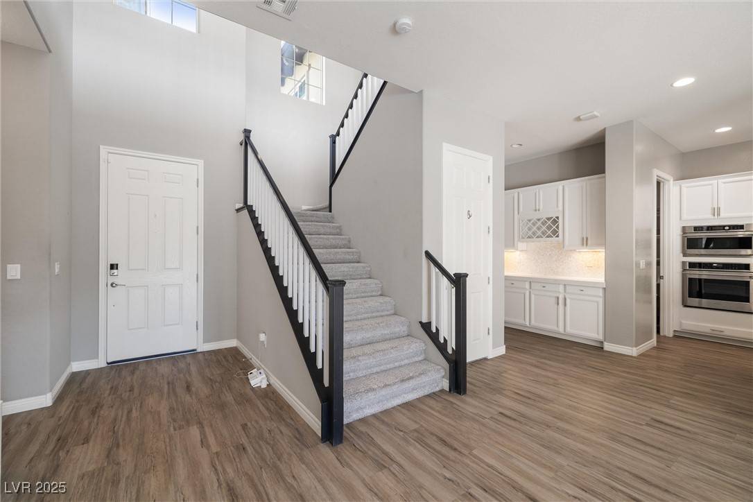 Las Vegas, NV 89138,12125 Edgehurst CT