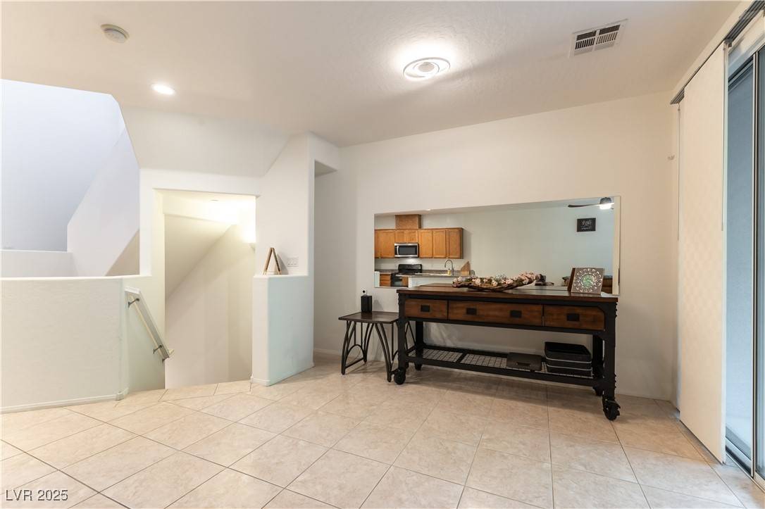 Las Vegas, NV 89178,9986 Sand Key ST
