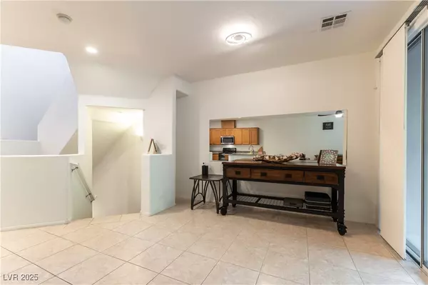 Las Vegas, NV 89178,9986 Sand Key ST