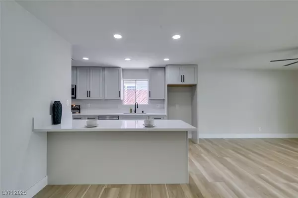 Las Vegas, NV 89108,5800 Balzar AVE