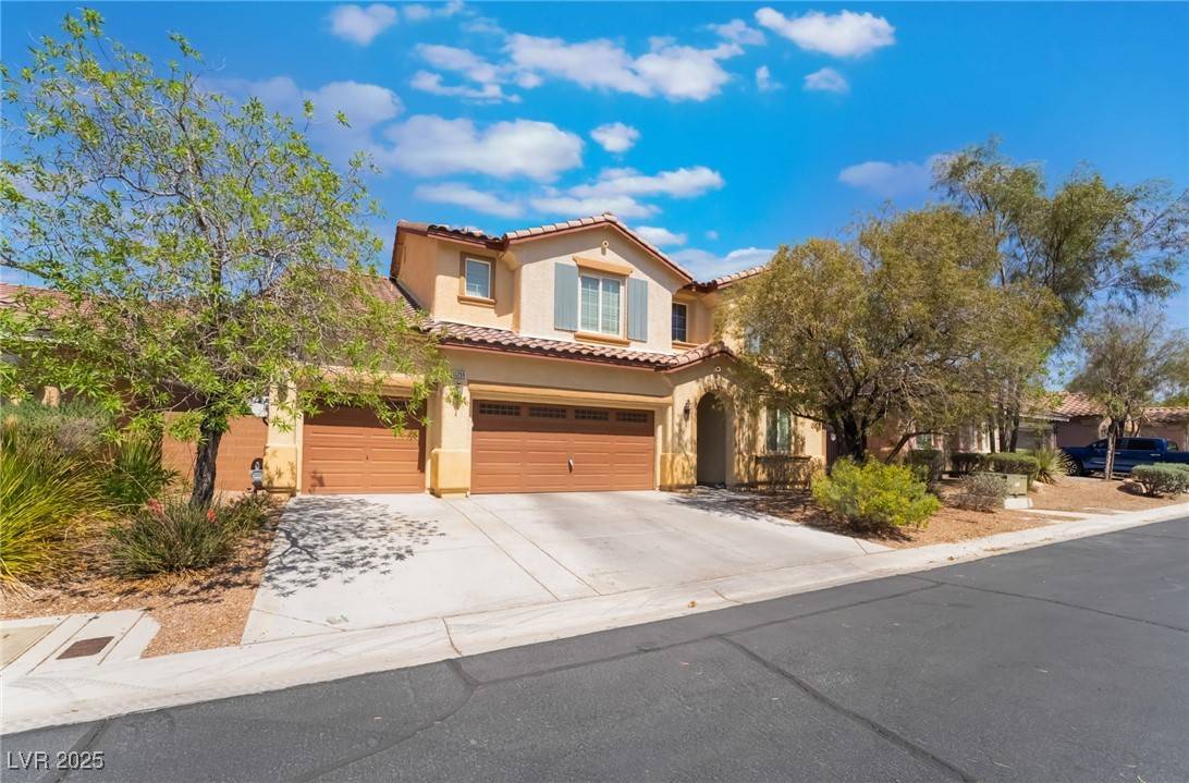 10259 Wolves Den LN, Las Vegas, NV 89178