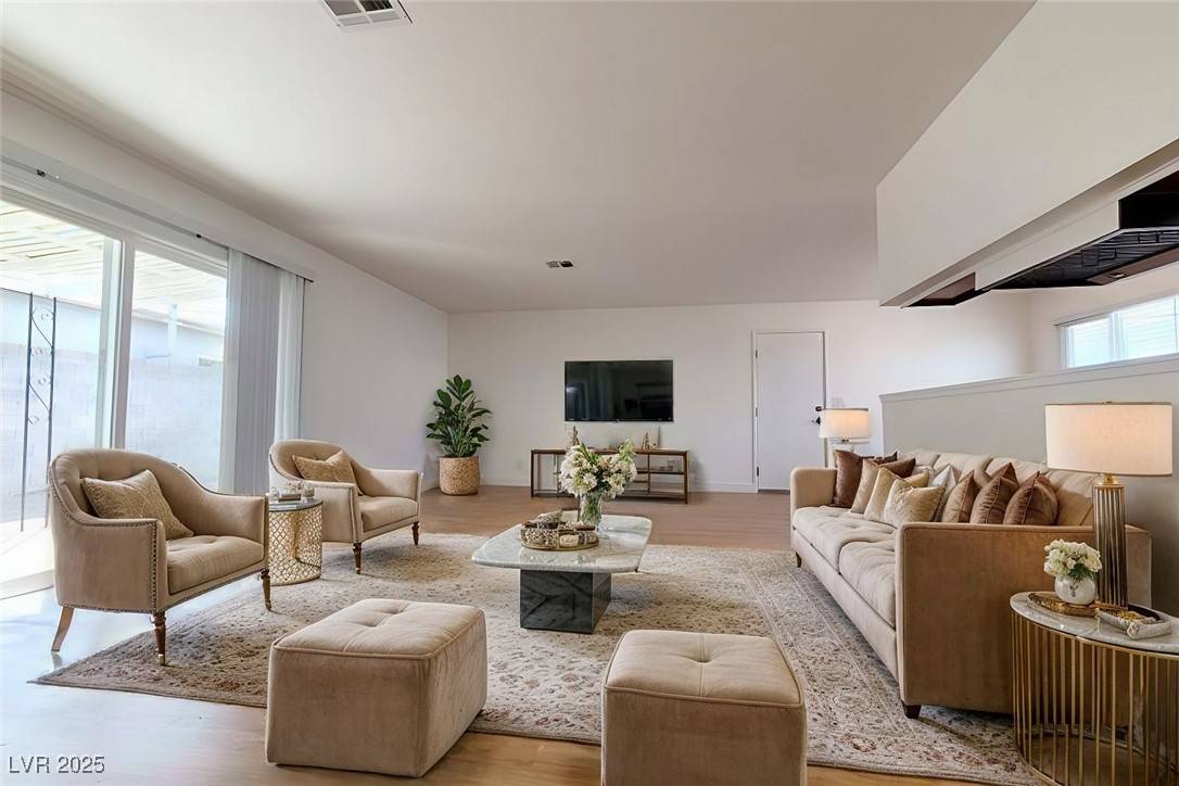 859 Center ST, Henderson, NV 89015