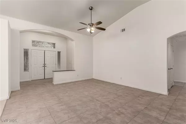 Las Vegas, NV 89123,9048 Faversham CT