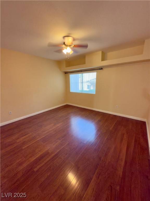 Las Vegas, NV 89144,352 AMBER PINE ST #103