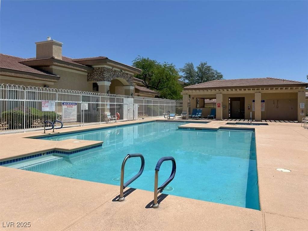 Henderson, NV 89011,833 Aspen Peak LOOP #2511
