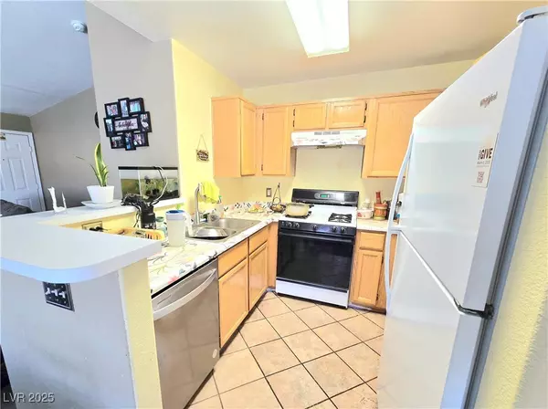 Las Vegas, NV 89145,350 S Durango DR #220