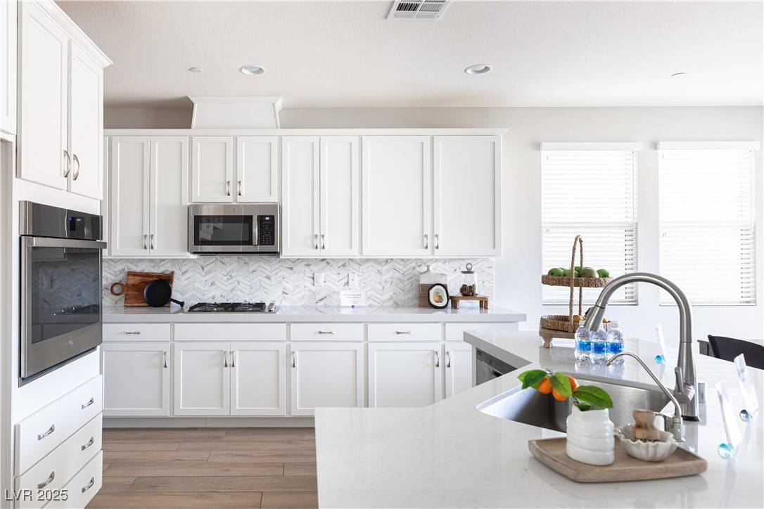 16 Cresta Villa CT, Henderson, NV 89011