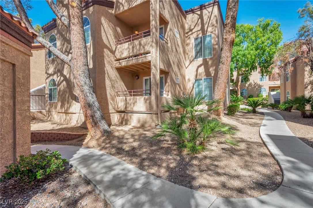 Las Vegas, NV 89117,9325 W Desert Inn RD #120