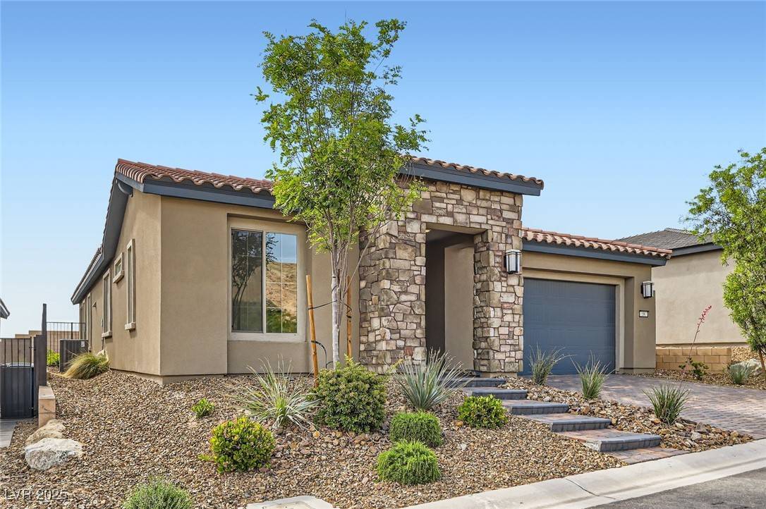 Henderson, NV 89011,58 Sun Lily LN