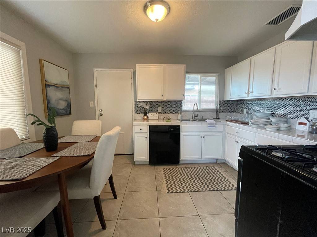 Henderson, NV 89015,101 Beech ST