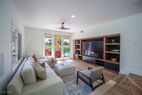 Las Vegas, NV 89113,7625 Spanish Bay DR