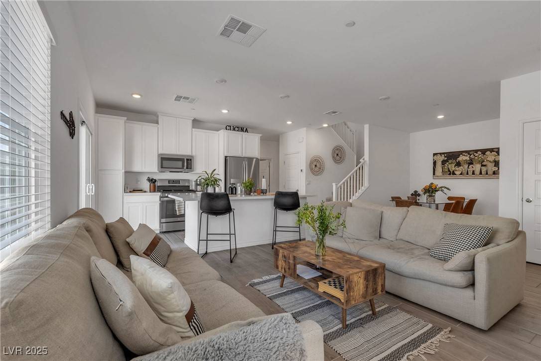 236 Callen Falls AVE #1211, Henderson, NV 89011
