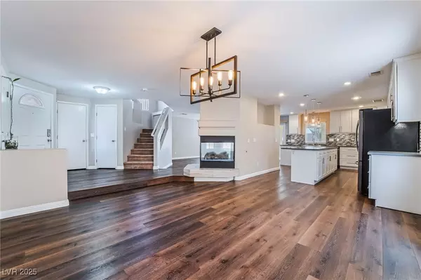 Las Vegas, NV 89183,10166 Monks Hood CT
