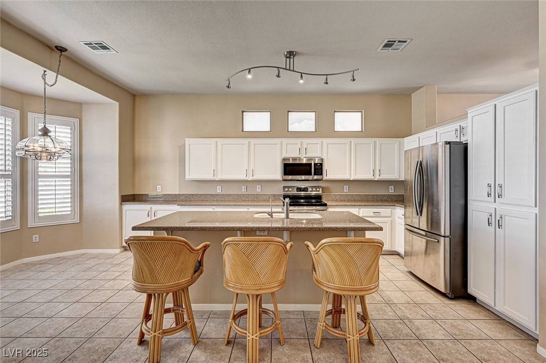 1574 Livingston DR, Henderson, NV 89012