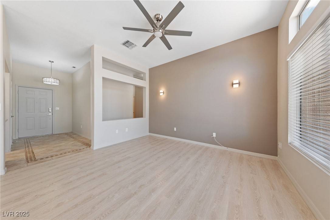 Henderson, NV 89012,2156 Eagle Sticks DR