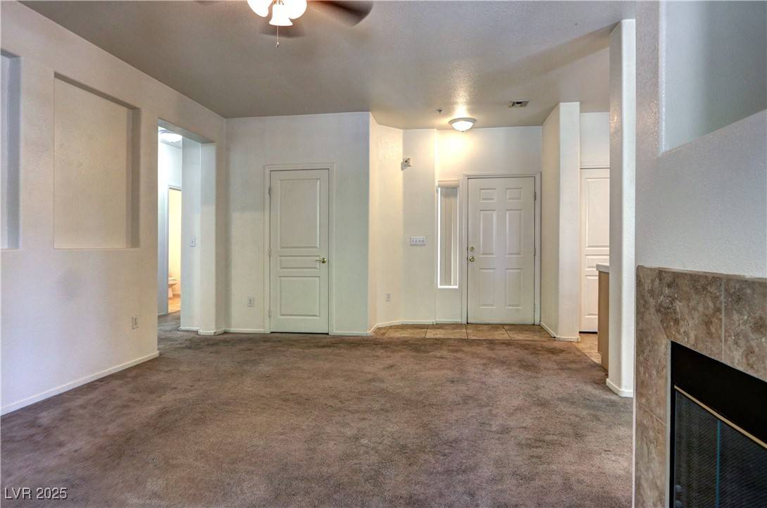 Las Vegas, NV 89144,1000 Duckhorn CT #102