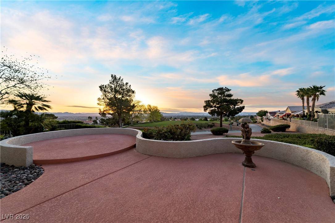 Las Vegas, NV 89134,2742 Darby Falls DR
