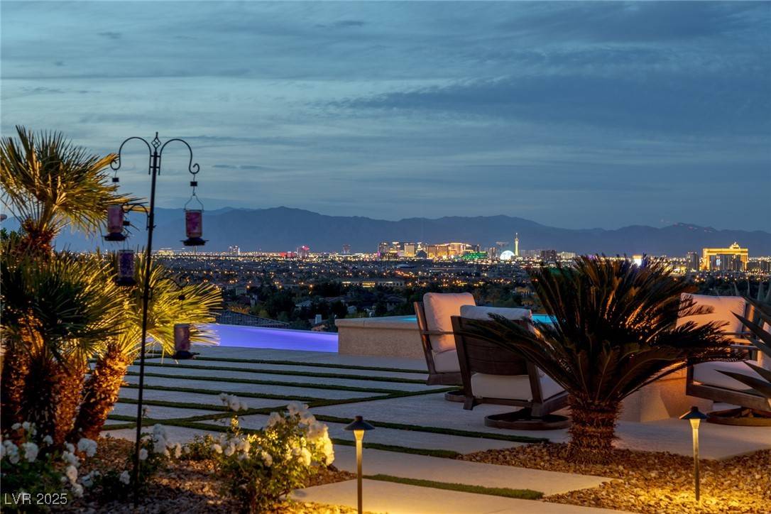 Las Vegas, NV 89141,2 Olympia Outlook DR
