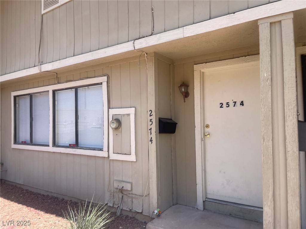 2574 Paradise Village WAY, Las Vegas, NV 89120