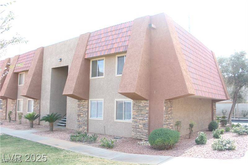 4965 Indian River DR #101, Las Vegas, NV 89103
