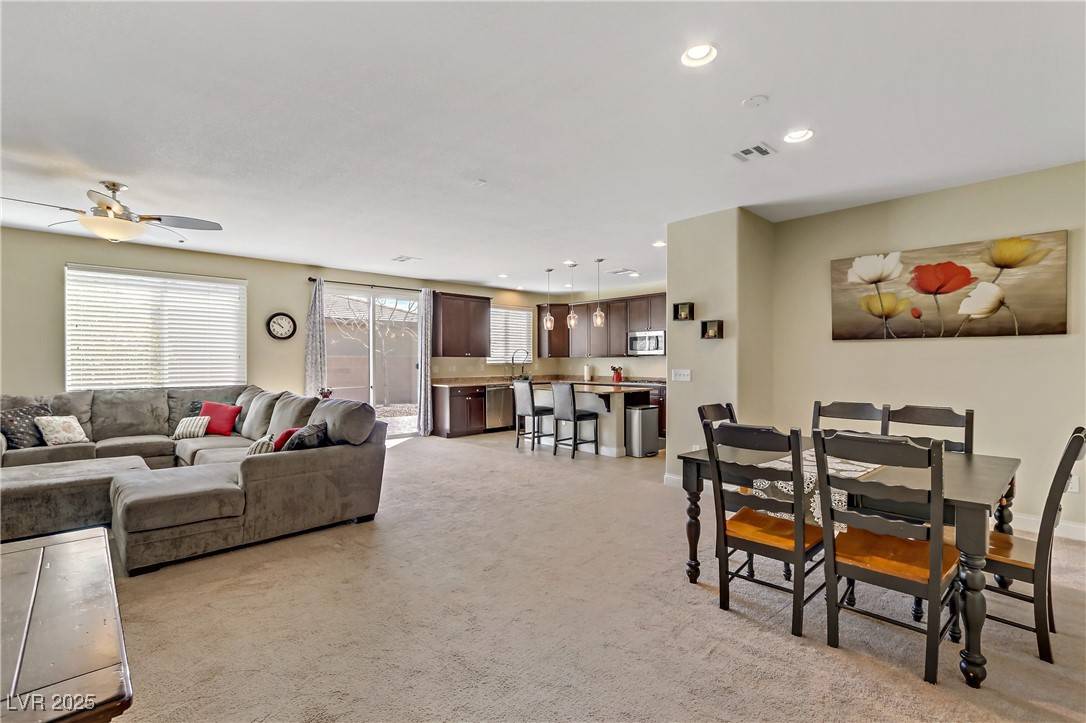 Las Vegas, NV 89149,6814 Willowcroft ST