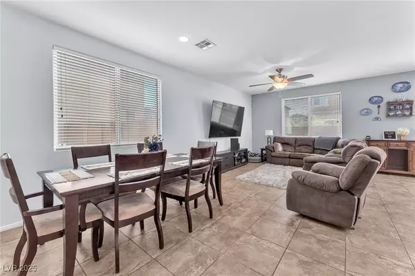 Las Vegas, NV 89122,6379 Dundock AVE