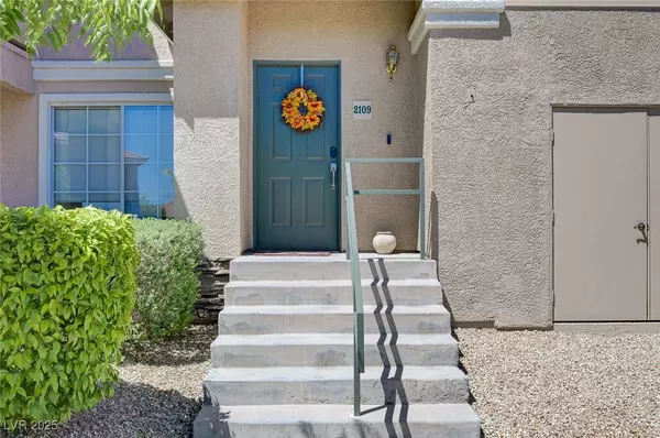 Las Vegas, NV 89134,9901 Trailwood DR #2109
