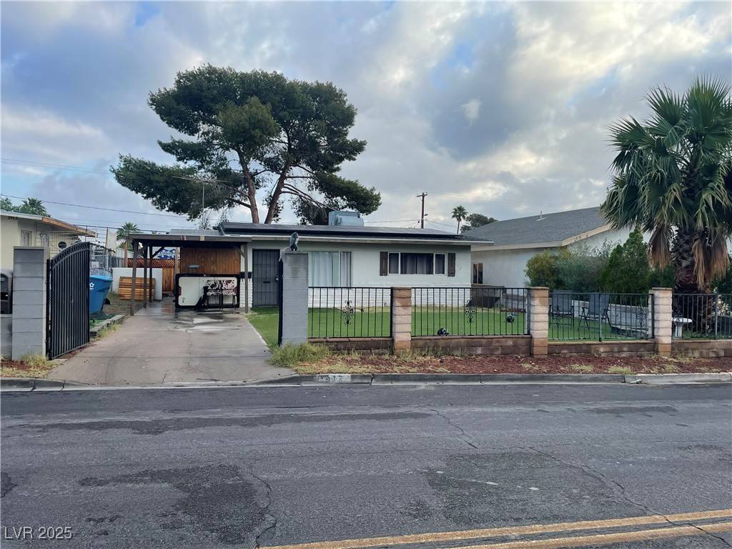 1917 Cedar AVE, Las Vegas, NV 89101