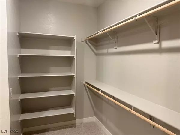North Las Vegas, NV 89032,3208 Walker River ST