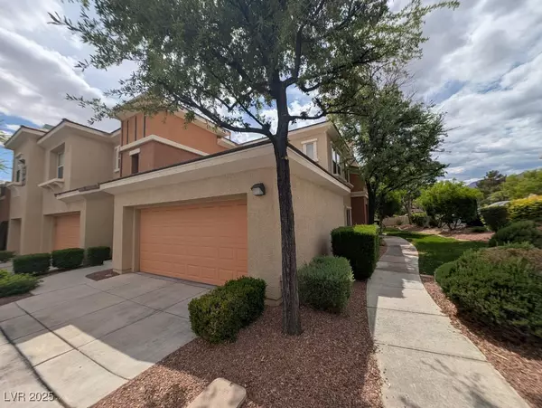 Las Vegas, NV 89144,821 Glacier Peak LN #103