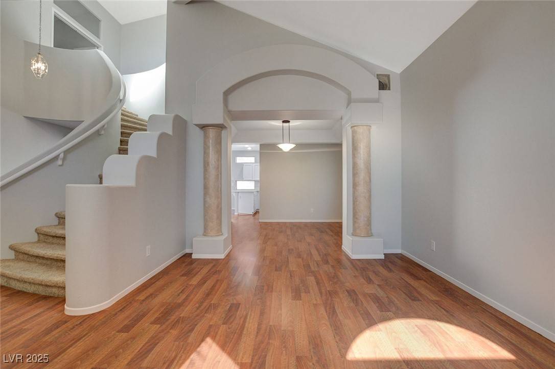 Henderson, NV 89074,22 LANTERN GLOW CIR