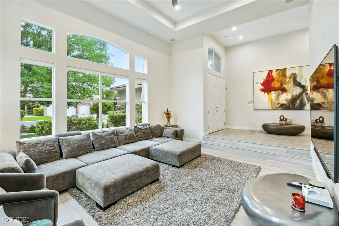 Las Vegas, NV 89145,801 Aquitaine CT
