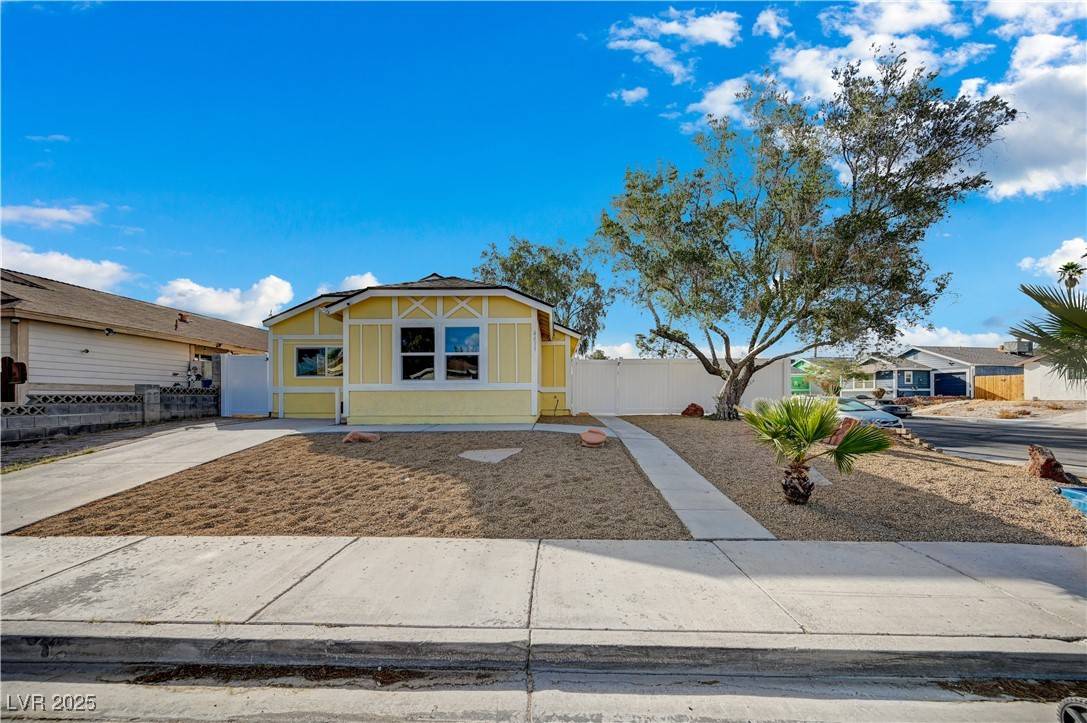 4419 Fairmont CIR, Las Vegas, NV 89147