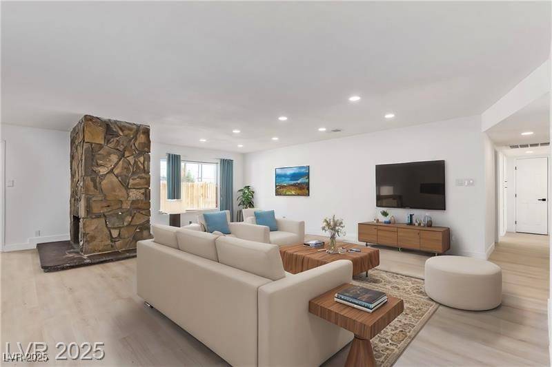 Las Vegas, NV 89142,2368 Winterwood BLVD